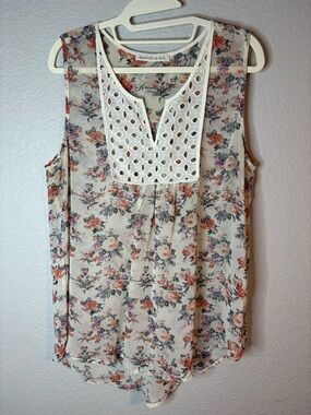 Daniel Rainn Cream Floral Sleeveless Camisole with Eyelet Yoke
